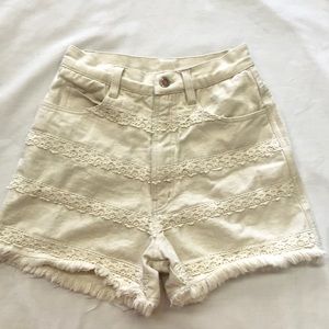 Rear Find Vintage 1980’s Rio Cream Shorts